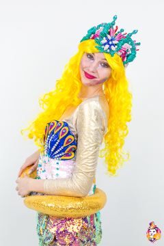 Long curly yellow wig