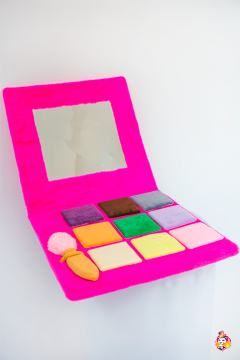 Shadow Palette Game props