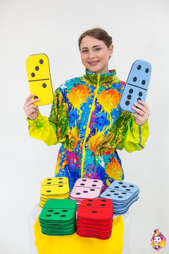Domino colored Game prop