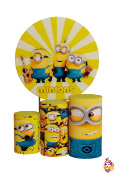 Yellow Men photo zone