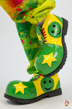 The Clown's Shoes Are Green